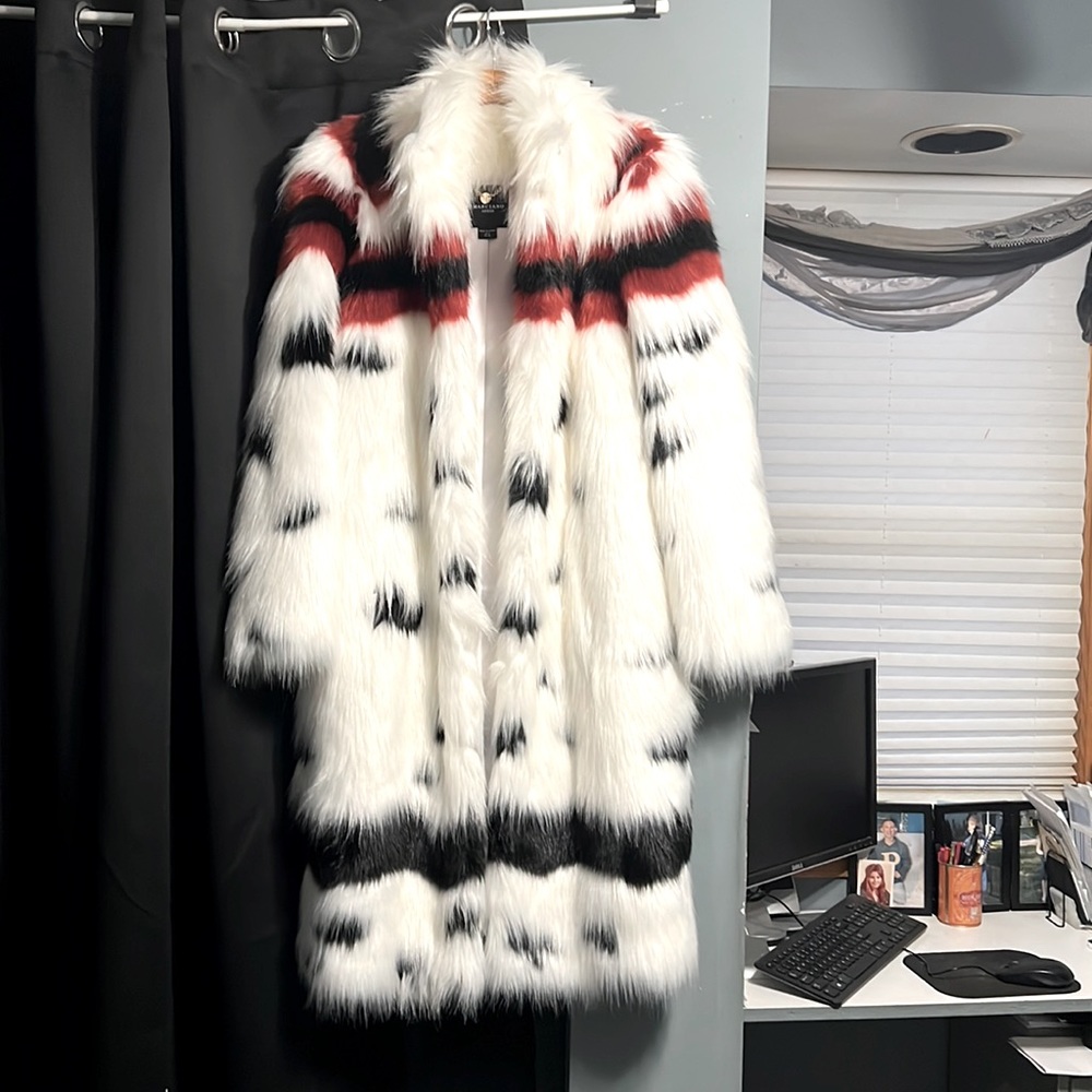 Marciano faux fur coat. Size 0